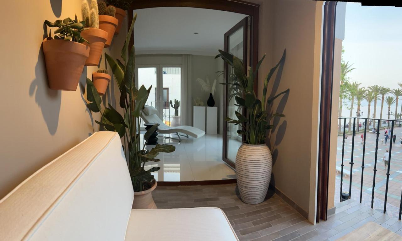 Balcon De Europa Suite เนร์คา ภายนอก รูปภาพ