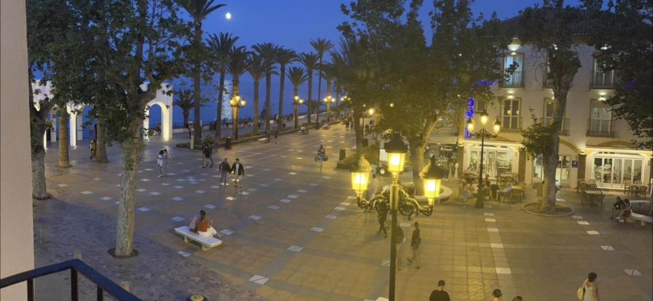Balcon De Europa Suite เนร์คา ภายนอก รูปภาพ